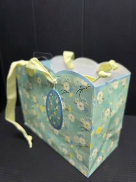 American Greeting 661526575702 Small Floral Gift Bags With Handles 6 X 5 3 In 12 Pack