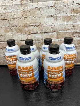 Dunkin 881334016536 Cold Brew Caramel Coffee Concentrate Liquid 31oz X 6 Bottle Shelf Stable