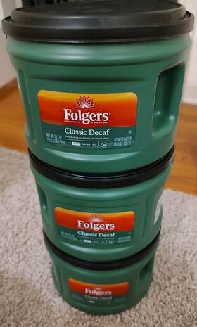 Smu30406 Folgers 3x Classic Decaf Roast Ground Coffee Medium Decaffeinated 19.2 Oz