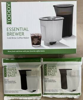 Toddy 758591071007 Essential Brewer Cold Brew Coffee Maker 40 Filter Bags