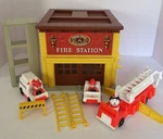 1980 Fisher Price Play Family Fire Station #928 Little People Bright Colors Vtg. Fixed Price $74.95.