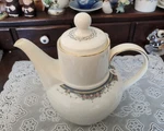 Vintage Royal Doulton Bone China Albany Large Coffee Pot H5121, England. Fixed Price $78.00.